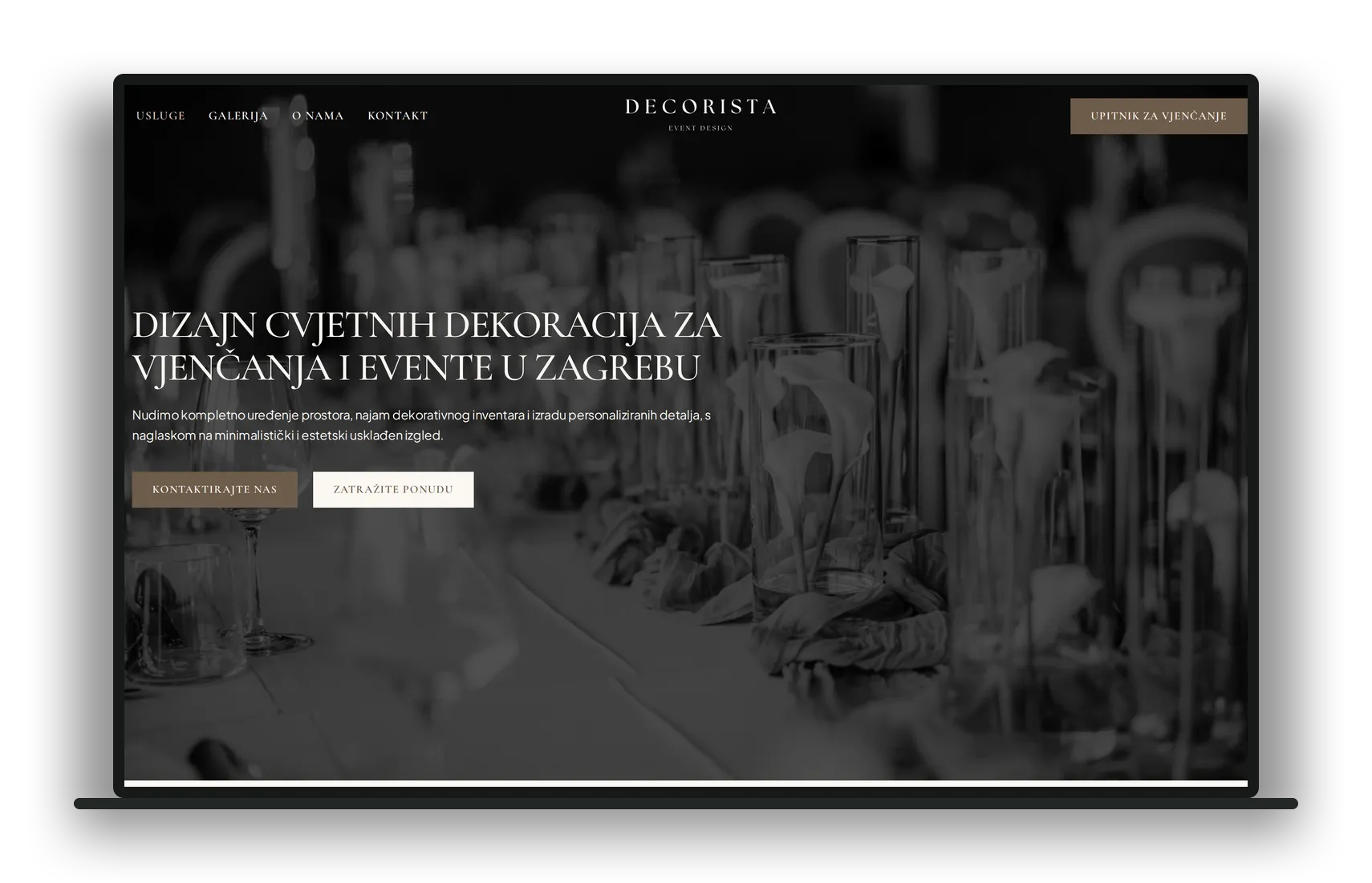 Naslovna stranica Decorista prikazana na laptopu